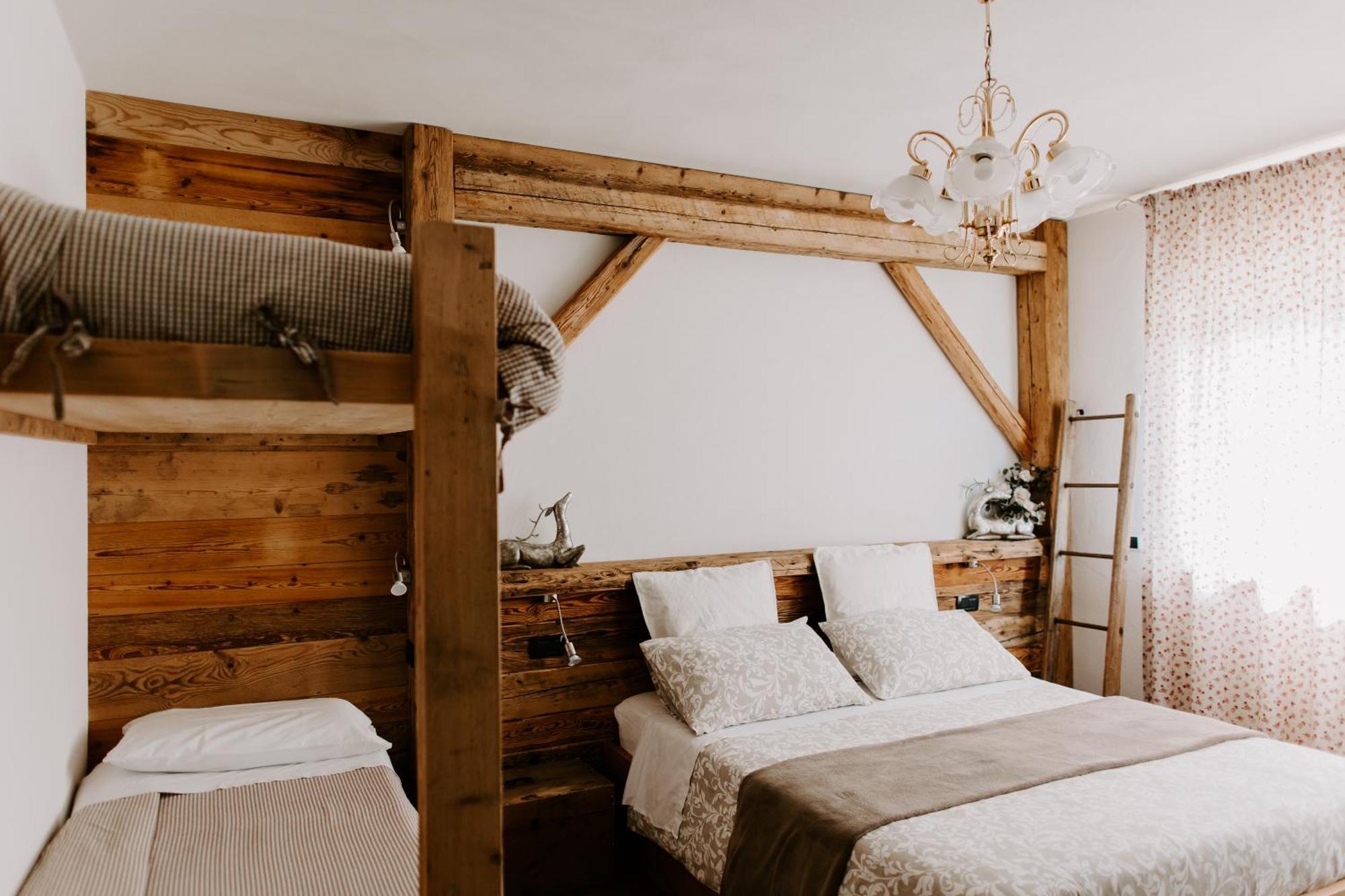 Bed and Breakfast Fra Rose E Mughi Domegge di Cadore Exterior foto